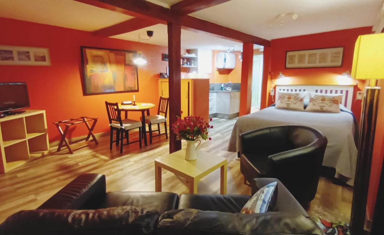 Apartamentos La Casa Del Pintor Cudillero Exteriör bild